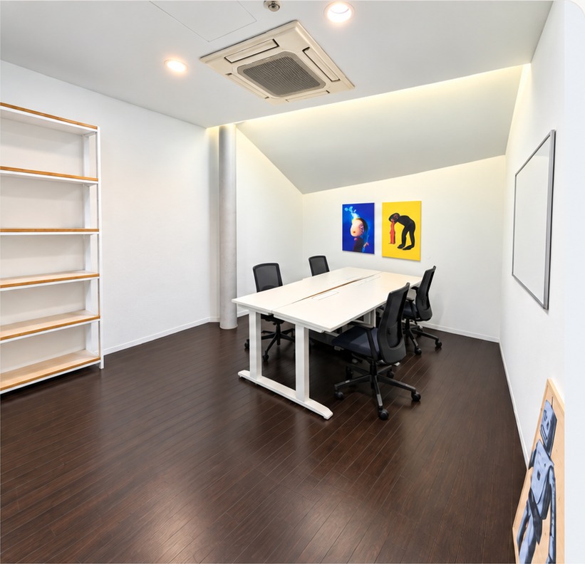 Room 17, 1 Keong Saik Road