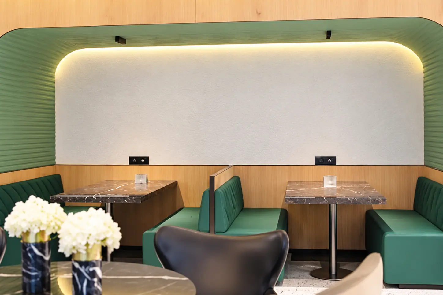 Lounge and booth seating, at Ocean Financial Centre
